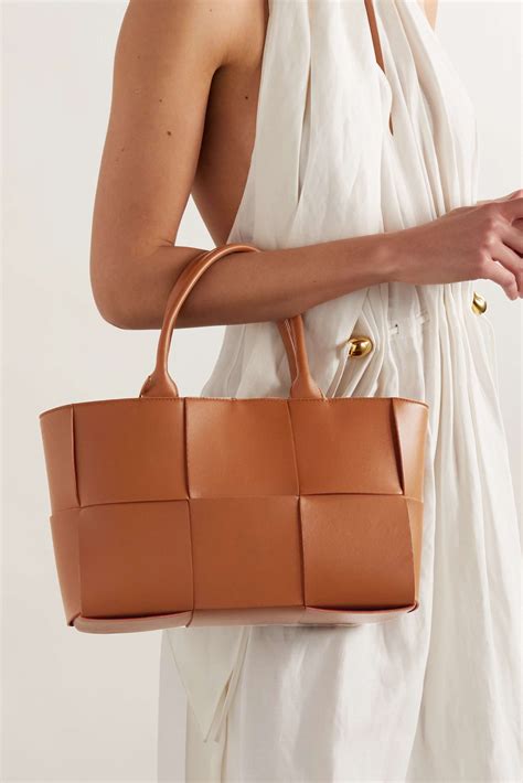 bottega veneta small arco tote.